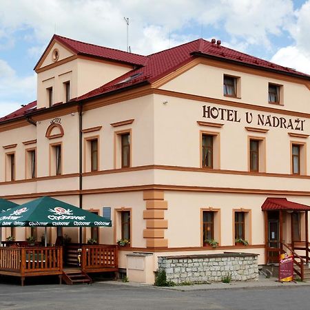 Hotel U Nadrazi Město Екстериор снимка